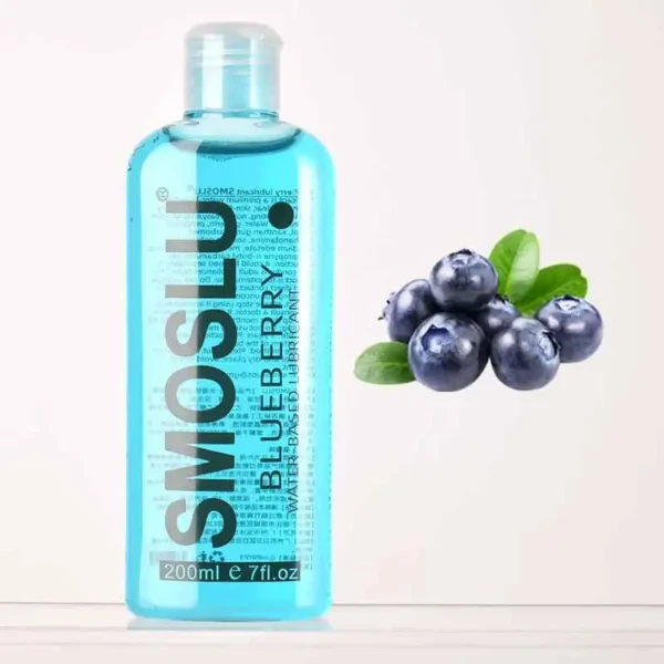 Lubricante con sabor a arándanos, textura suave y aroma frutal, ideal para encuentros íntimos placenteros.